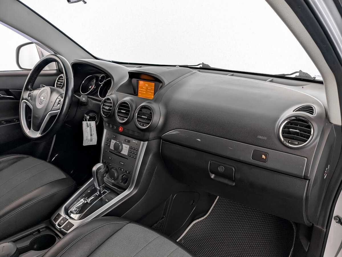 Opel Antara с пробегом — 2012 год. Фото: #10