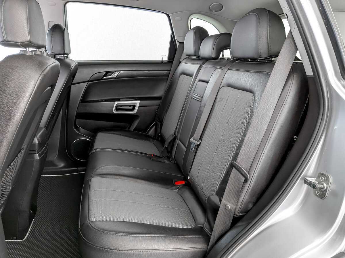 Opel Antara с пробегом — 2012 год. Фото: #11