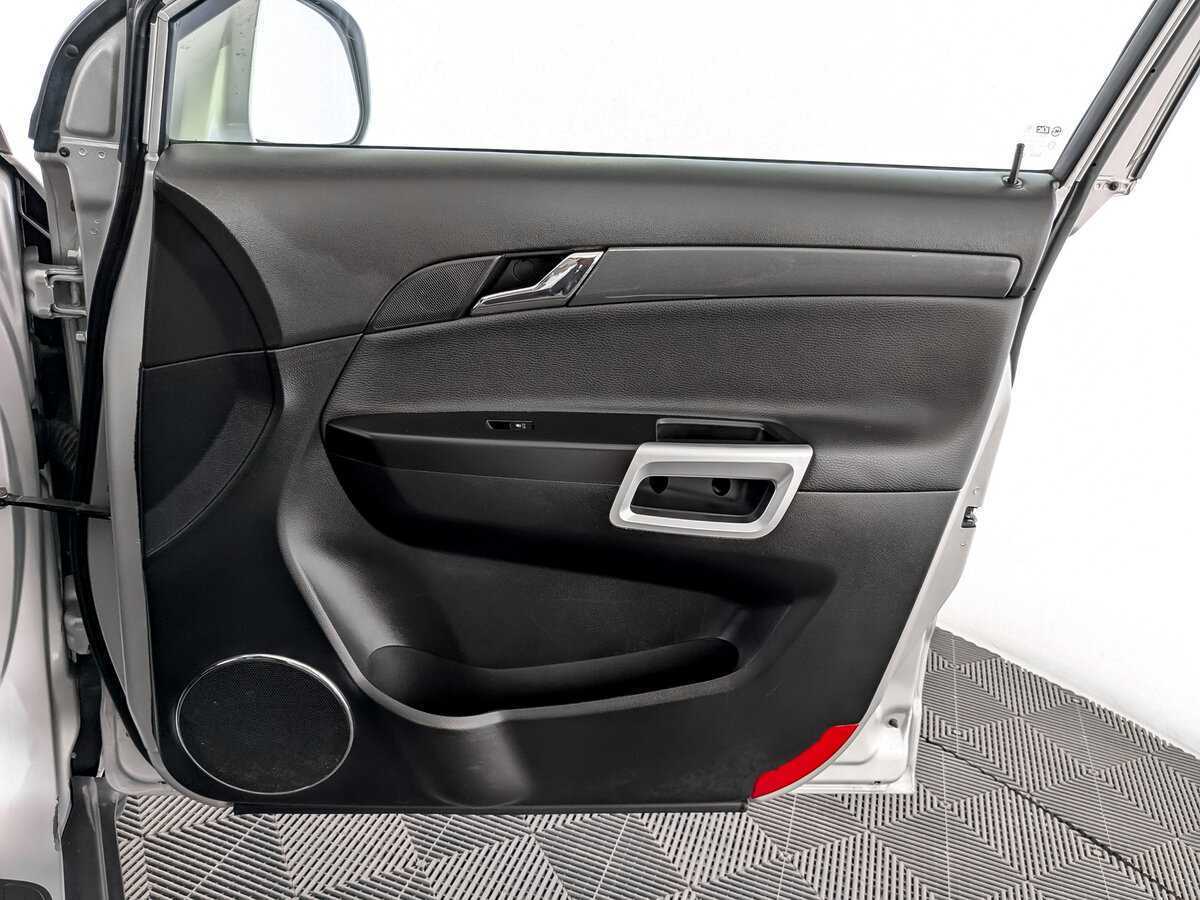 Opel Antara с пробегом — 2012 год. Фото: #23