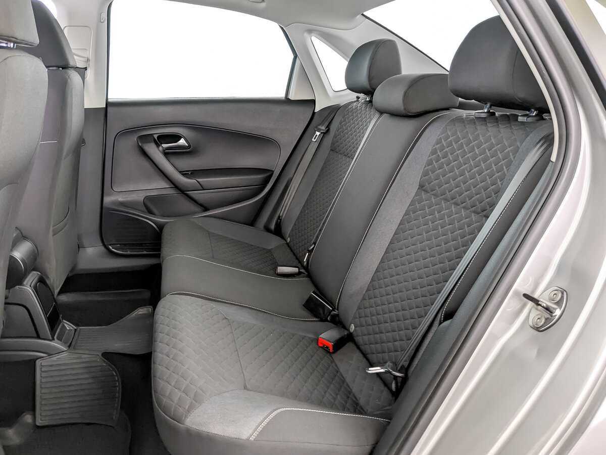 Volkswagen Polo с пробегом — 2019 год. Фото: #11
