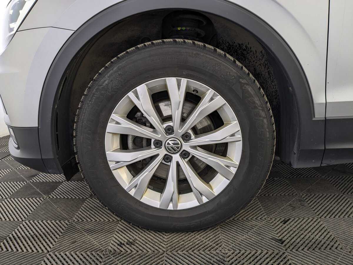 Volkswagen Tiguan с пробегом — 2020 год. Фото: #11