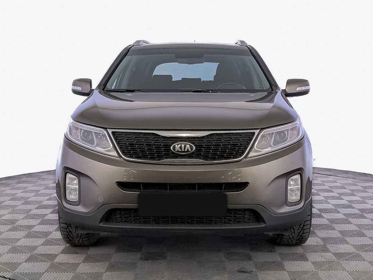 Kia Sorento с пробегом — 2016 год. Фото: #1