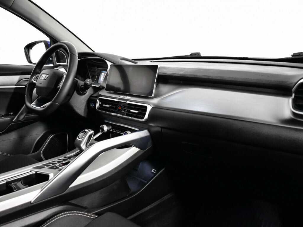 Geely Coolray с пробегом — 2022 год. Фото: #8