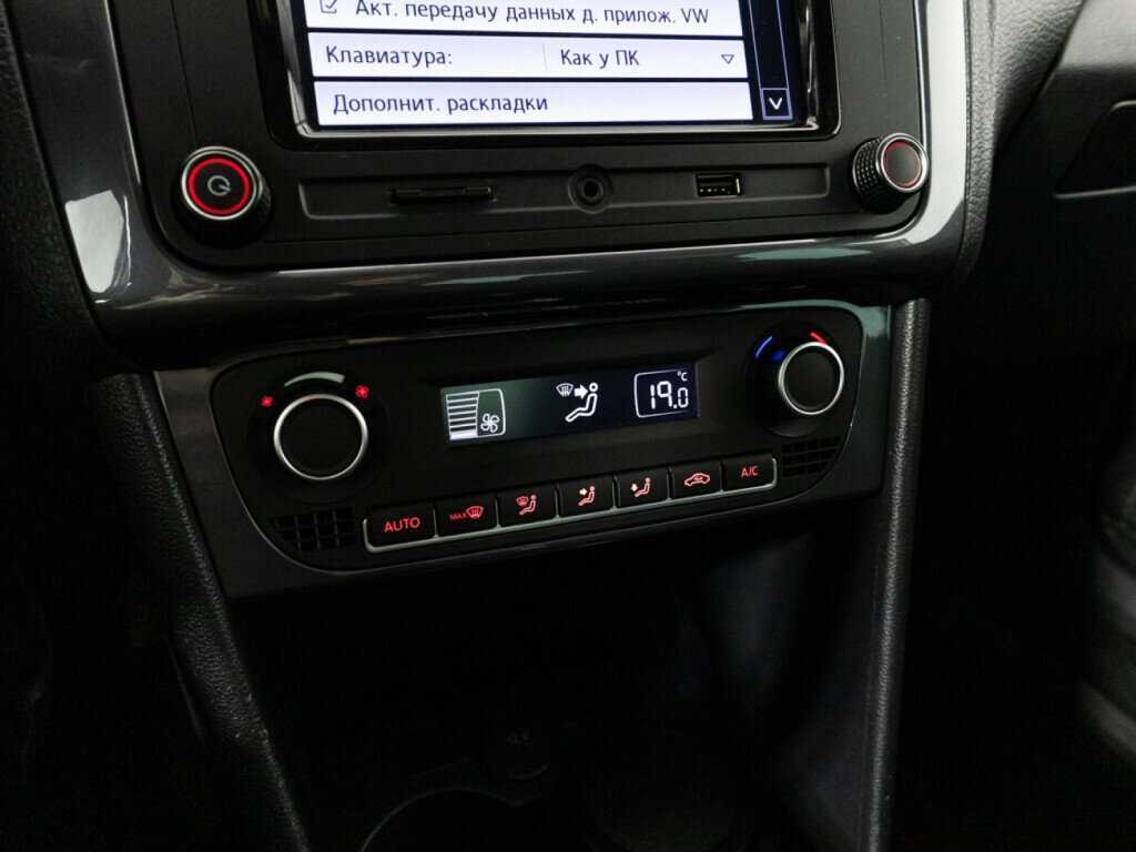Volkswagen Polo с пробегом — 2018 год. Фото: #16