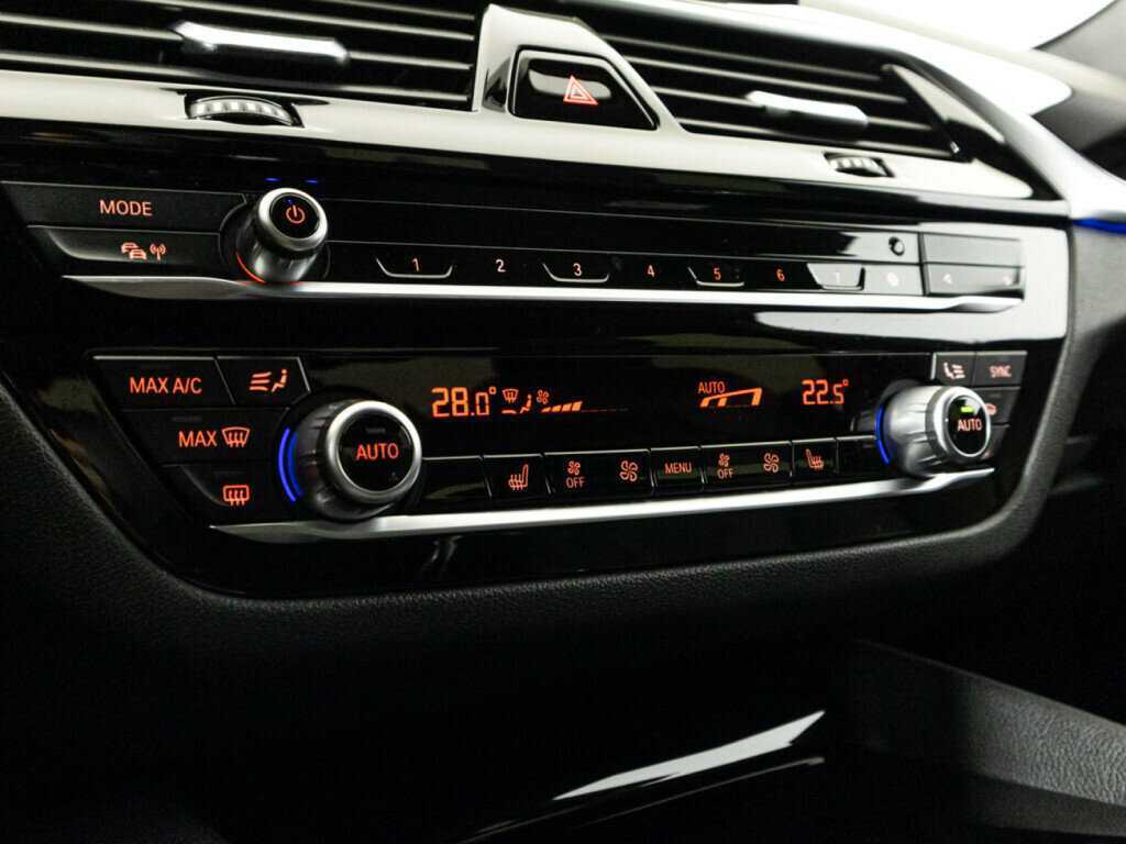 BMW 5 серии с пробегом — 2017 год. Фото: #18