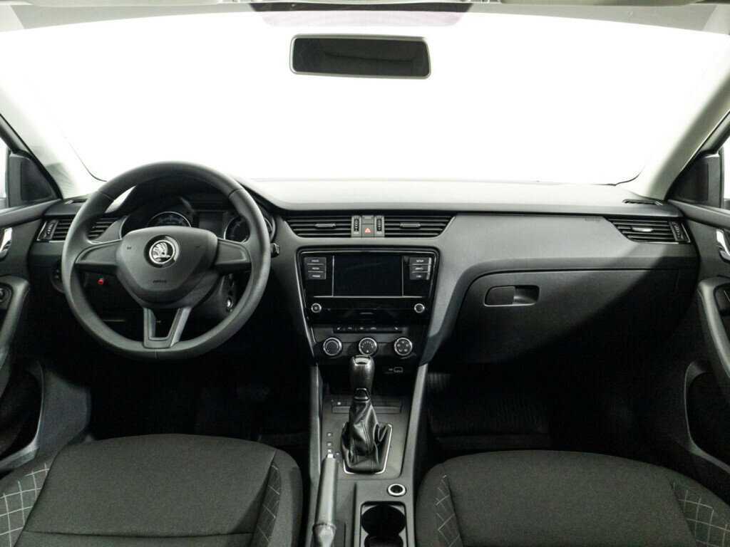 Skoda Octavia с пробегом — 2018 год. Фото: #12