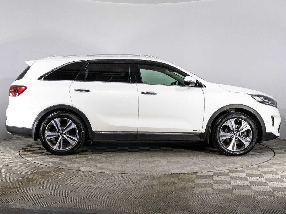 Kia Sorento с пробегом — 2017 год. Фото: #3