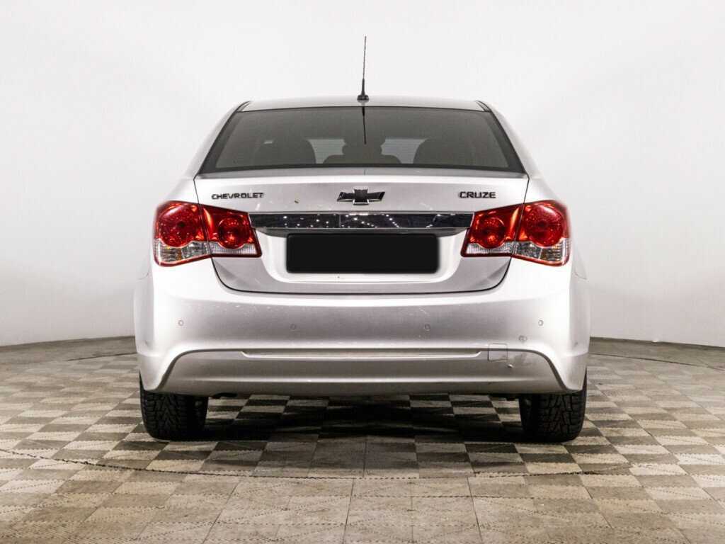 Chevrolet Cruze с пробегом — 2012 год. Фото: #5