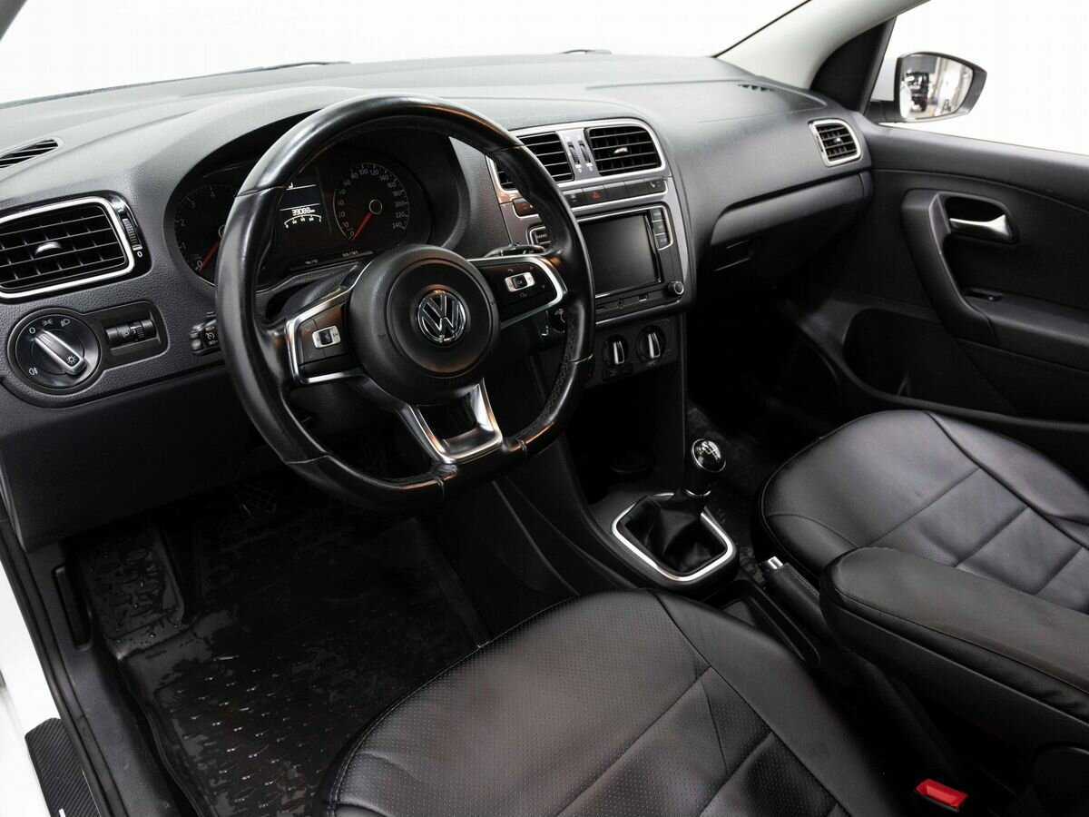 Volkswagen Polo с пробегом — 2020 год. Фото: #7