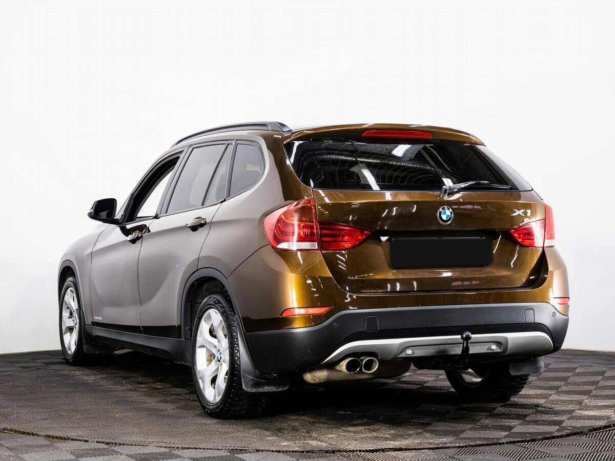 BMW X1 с пробегом — 2013 год. Фото: #3