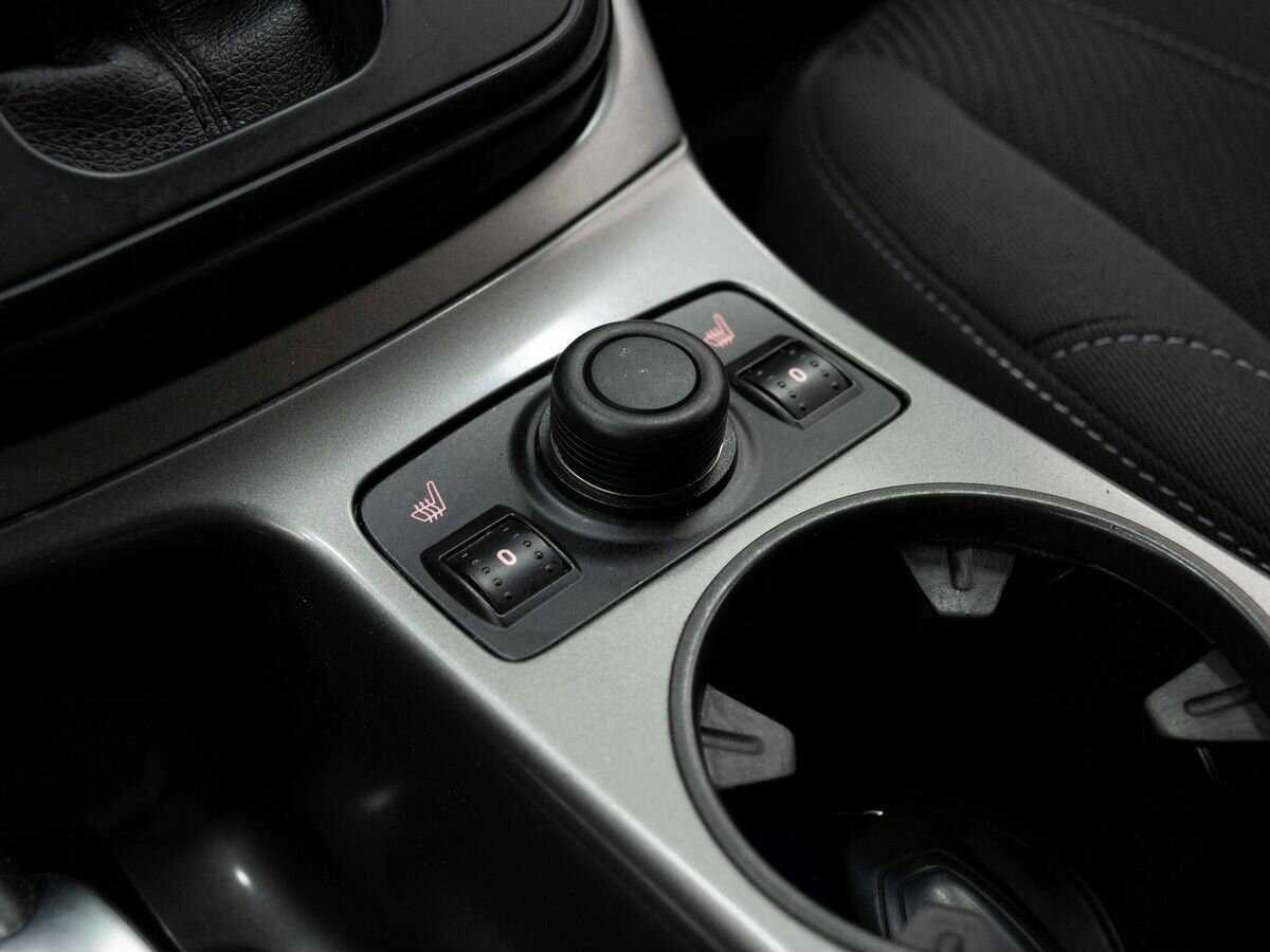 Ford Kuga с пробегом — 2014 год. Фото: #23