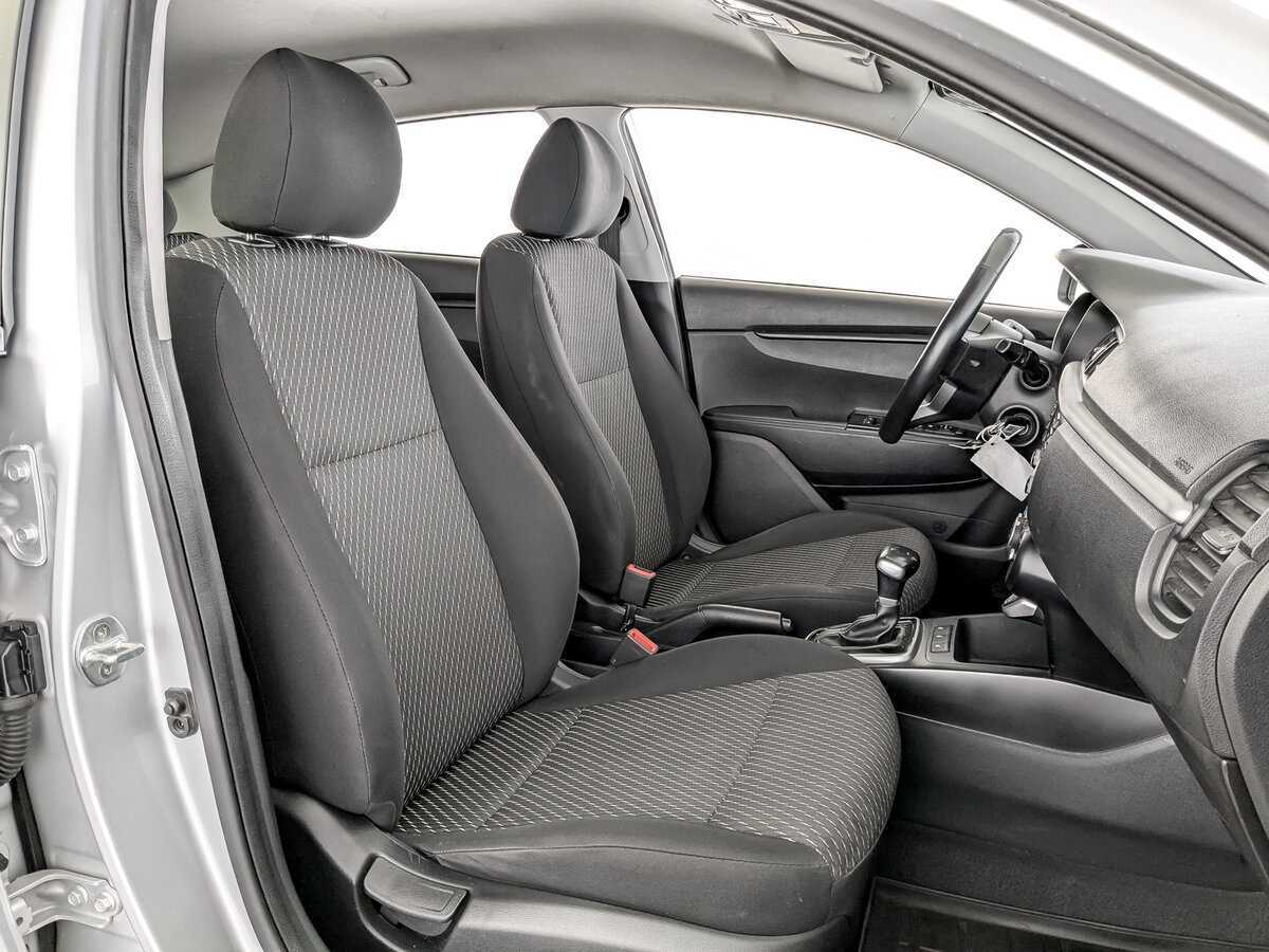 Kia Rio с пробегом — 2020 год. Фото: #20