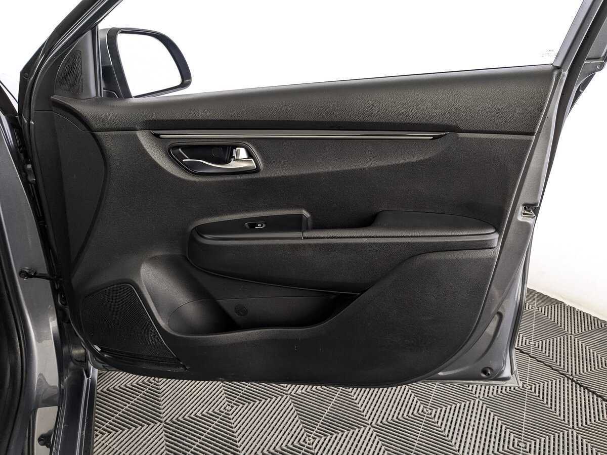 Kia Rio с пробегом — 2020 год. Фото: #23