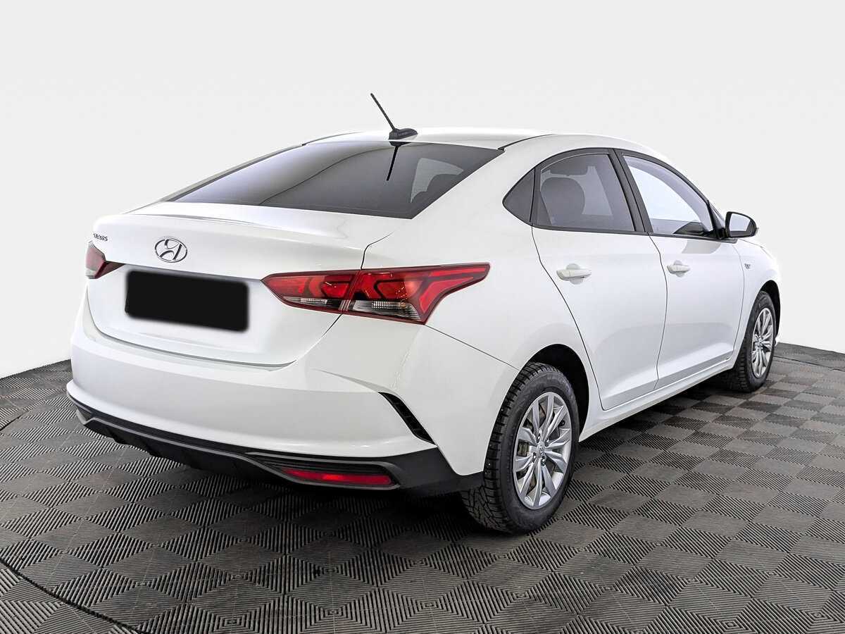 Hyundai Solaris с пробегом — 2020 год. Фото: #4