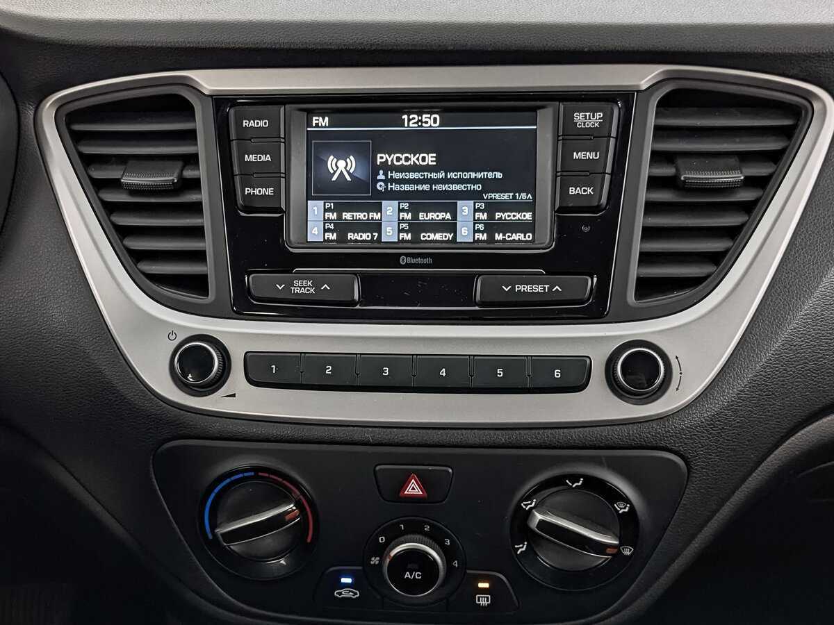 Hyundai Solaris с пробегом — 2018 год. Фото: #16