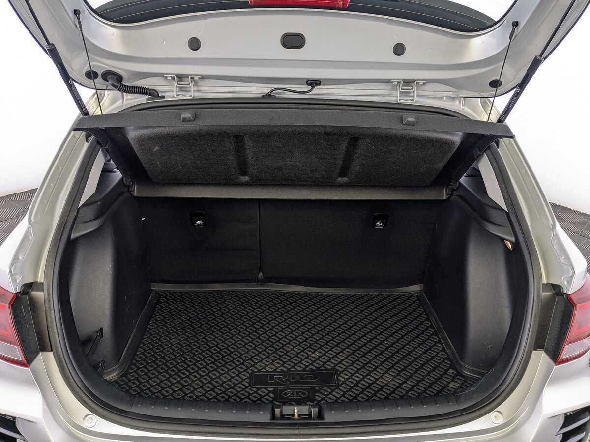 Kia Rio с пробегом — 2020 год. Фото: #9