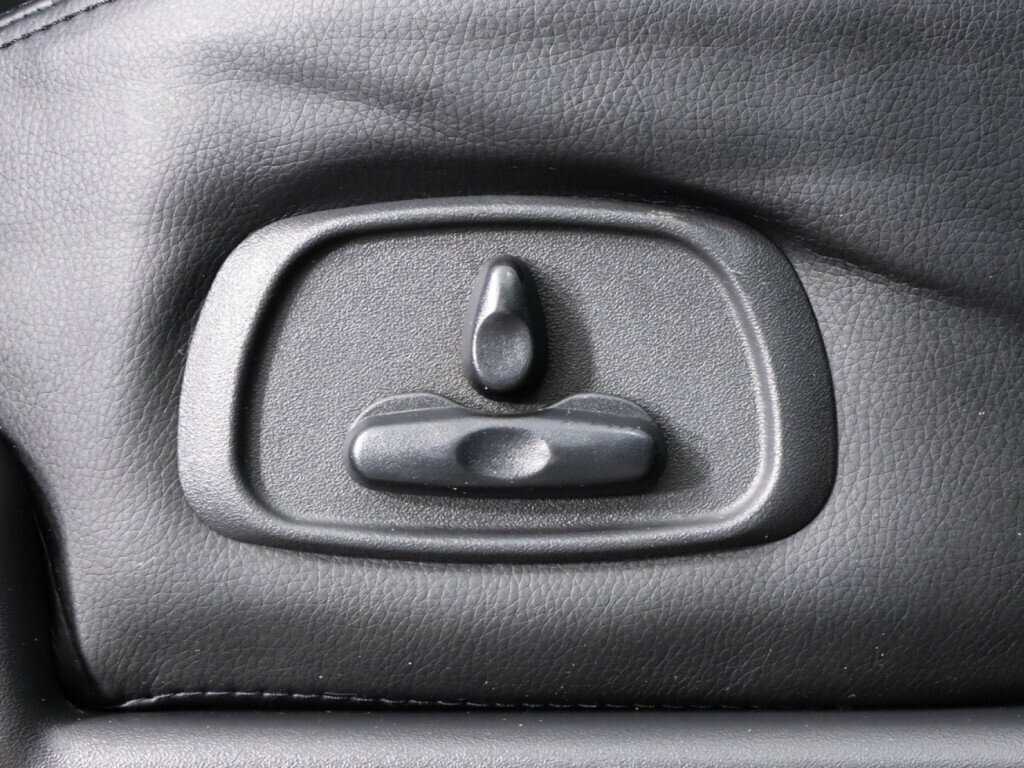 Mitsubishi Pajero с пробегом — 2013 год. Фото: #22