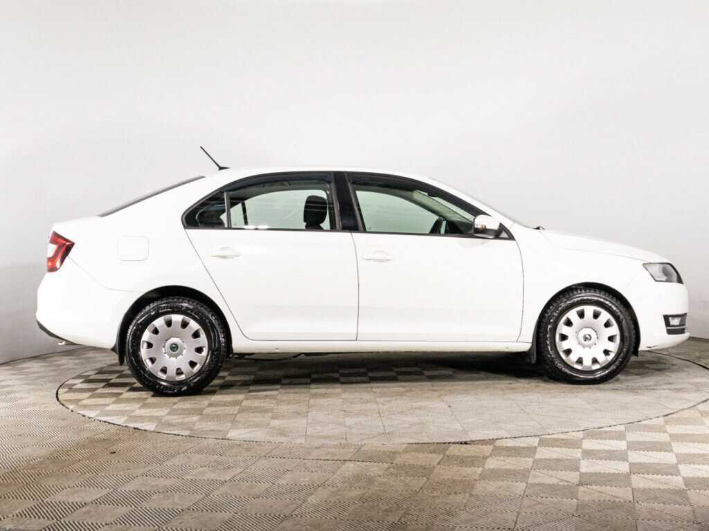 Skoda Rapid с пробегом — 2019 год. Фото: #3