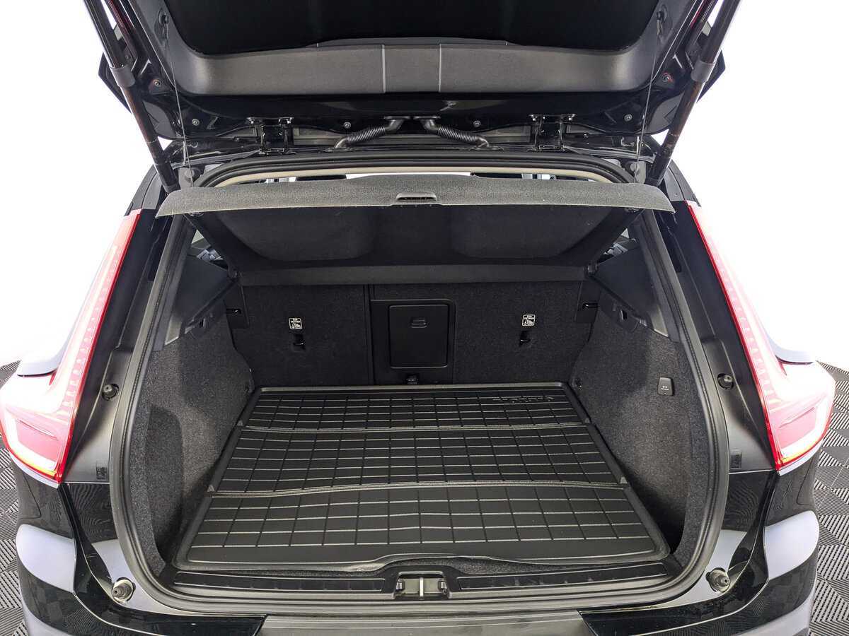 Volvo XC40 с пробегом — 2021 год. Фото: #9