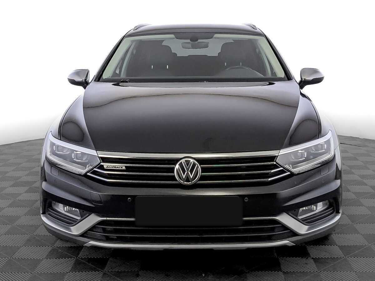 Volkswagen Passat с пробегом — 2018 год. Фото: #1