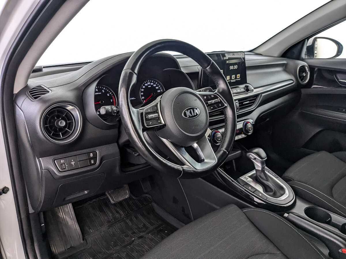 Kia Cerato с пробегом — 2020 год. Фото: #12