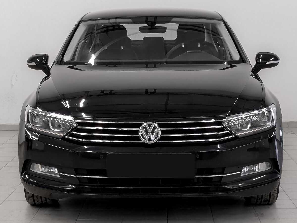 Volkswagen Passat с пробегом — 2016 год. Фото: #1
