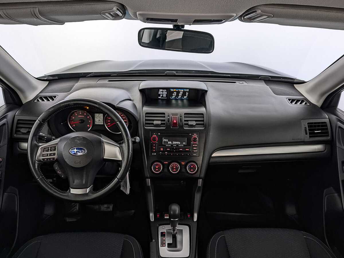 Subaru Forester с пробегом — 2013 год. Фото: #13