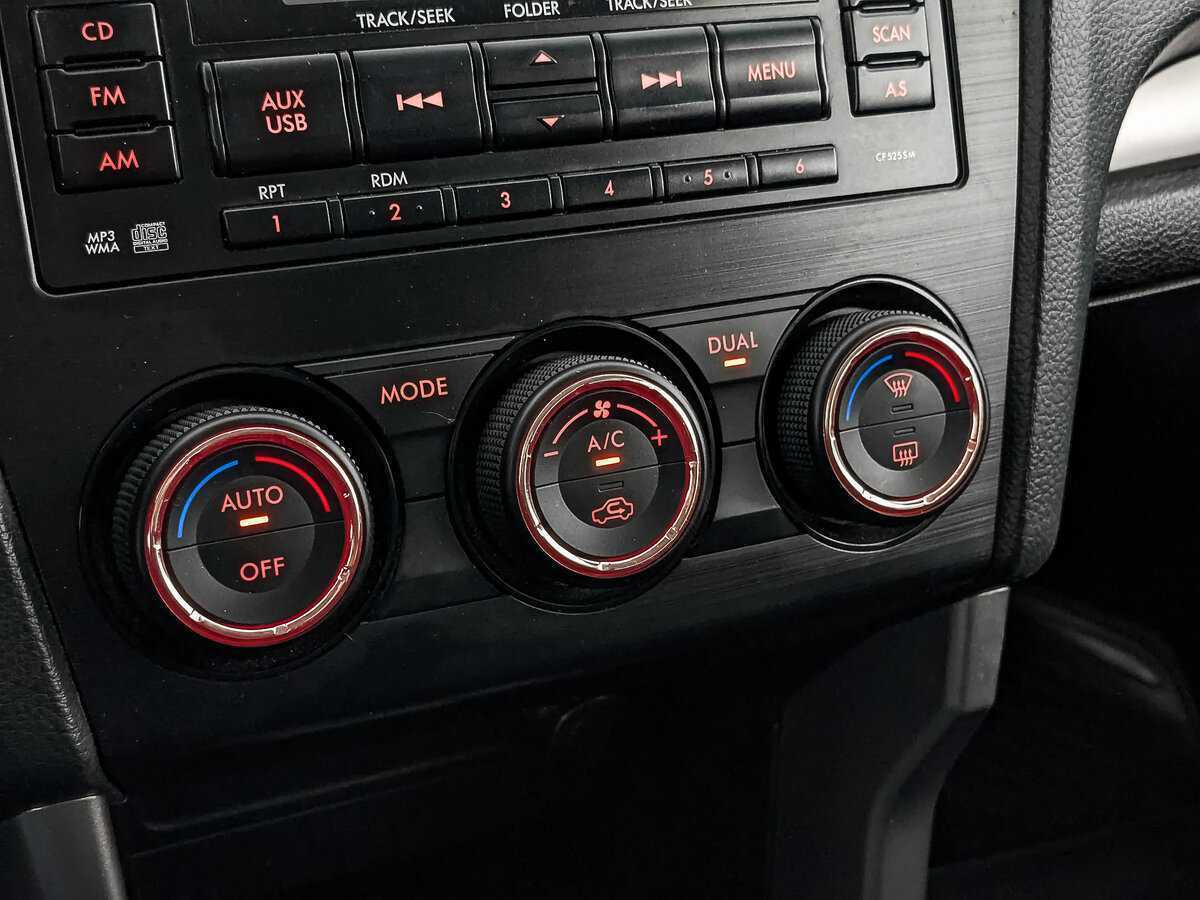 Subaru Forester с пробегом — 2013 год. Фото: #21