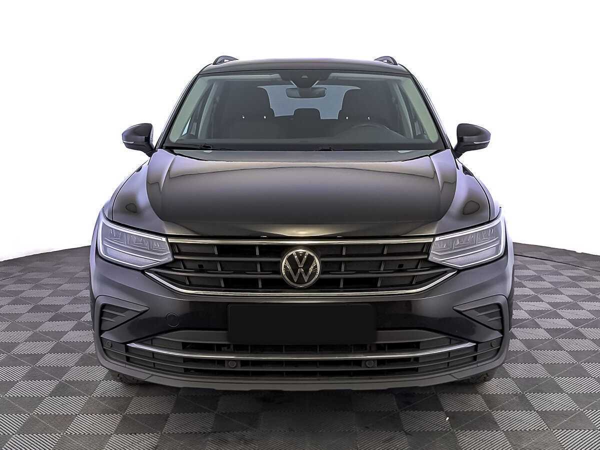 Volkswagen Tiguan с пробегом — 2021 год. Фото: #1