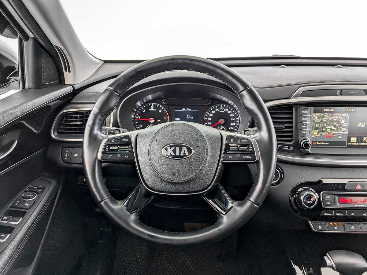 Kia Sorento с пробегом — 2019 год. Фото: #21