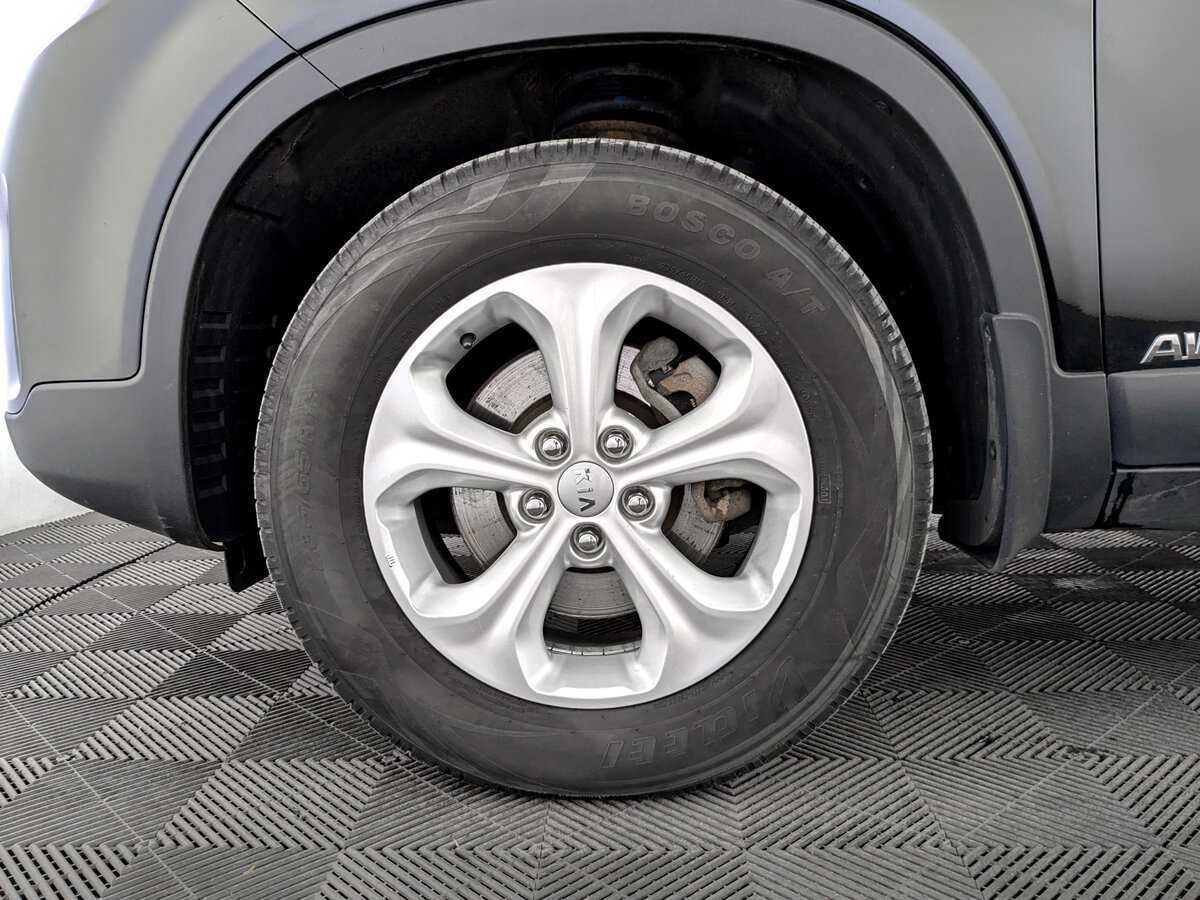 Kia Sorento с пробегом — 2015 год. Фото: #17