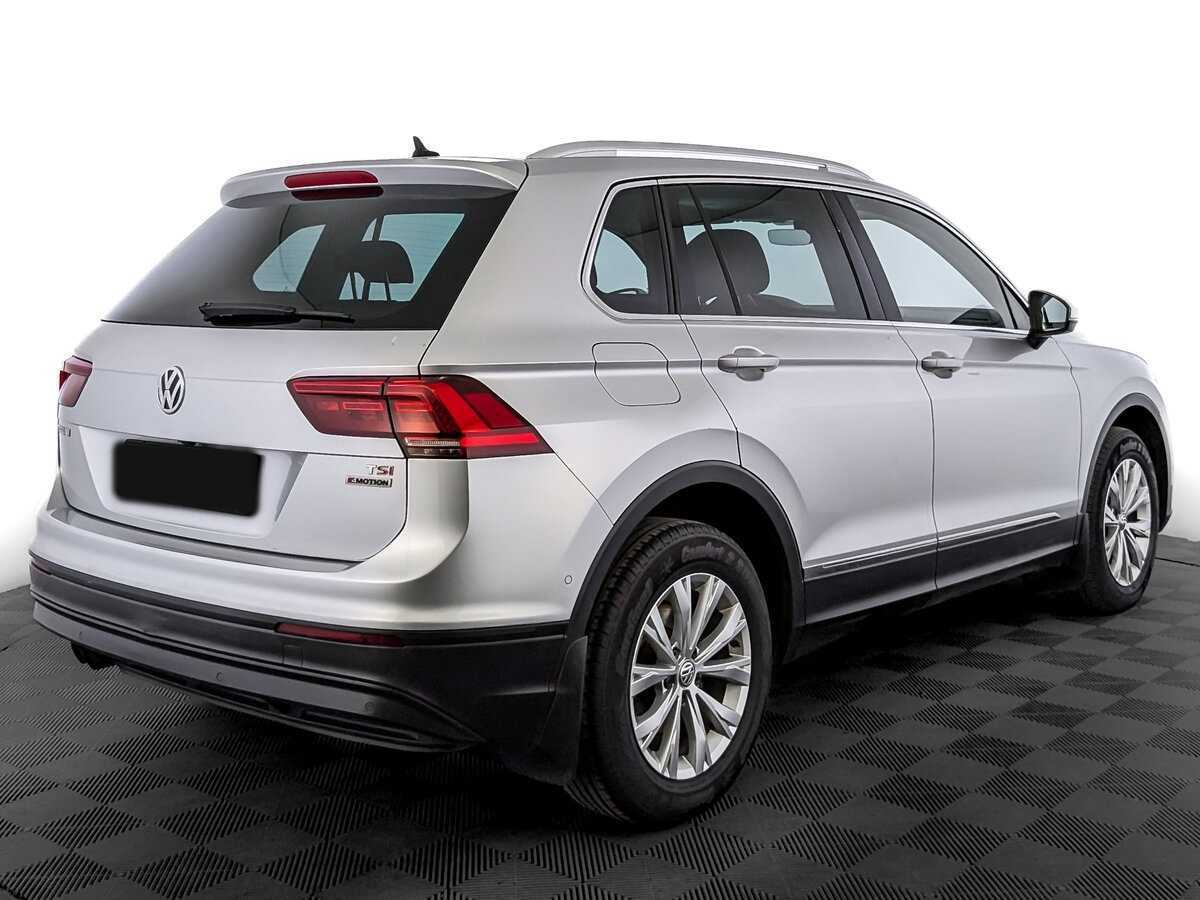 Volkswagen Tiguan с пробегом — 2017 год. Фото: #4