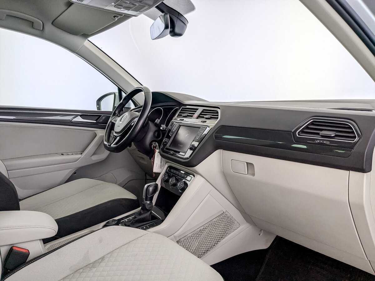 Volkswagen Tiguan с пробегом — 2017 год. Фото: #10