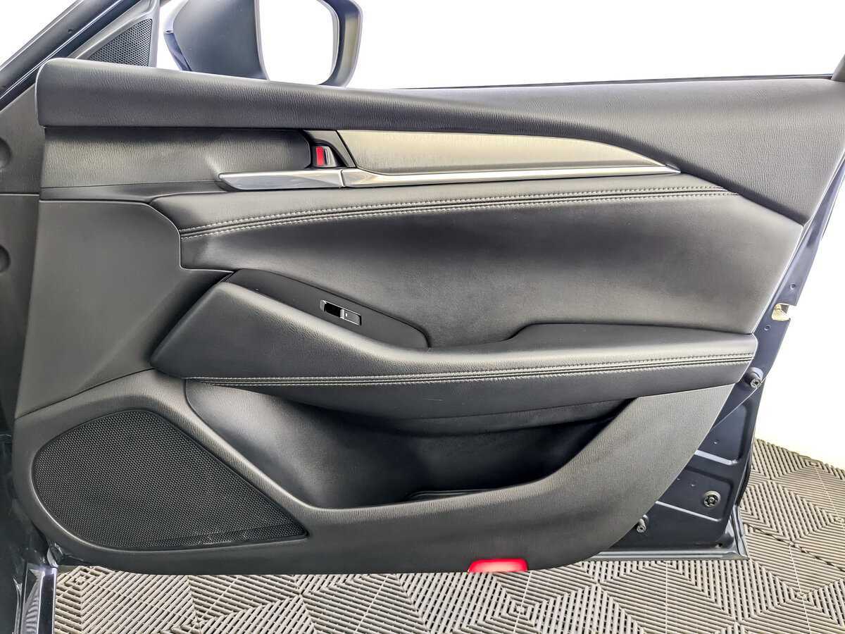 Mazda 6 с пробегом — 2020 год. Фото: #24