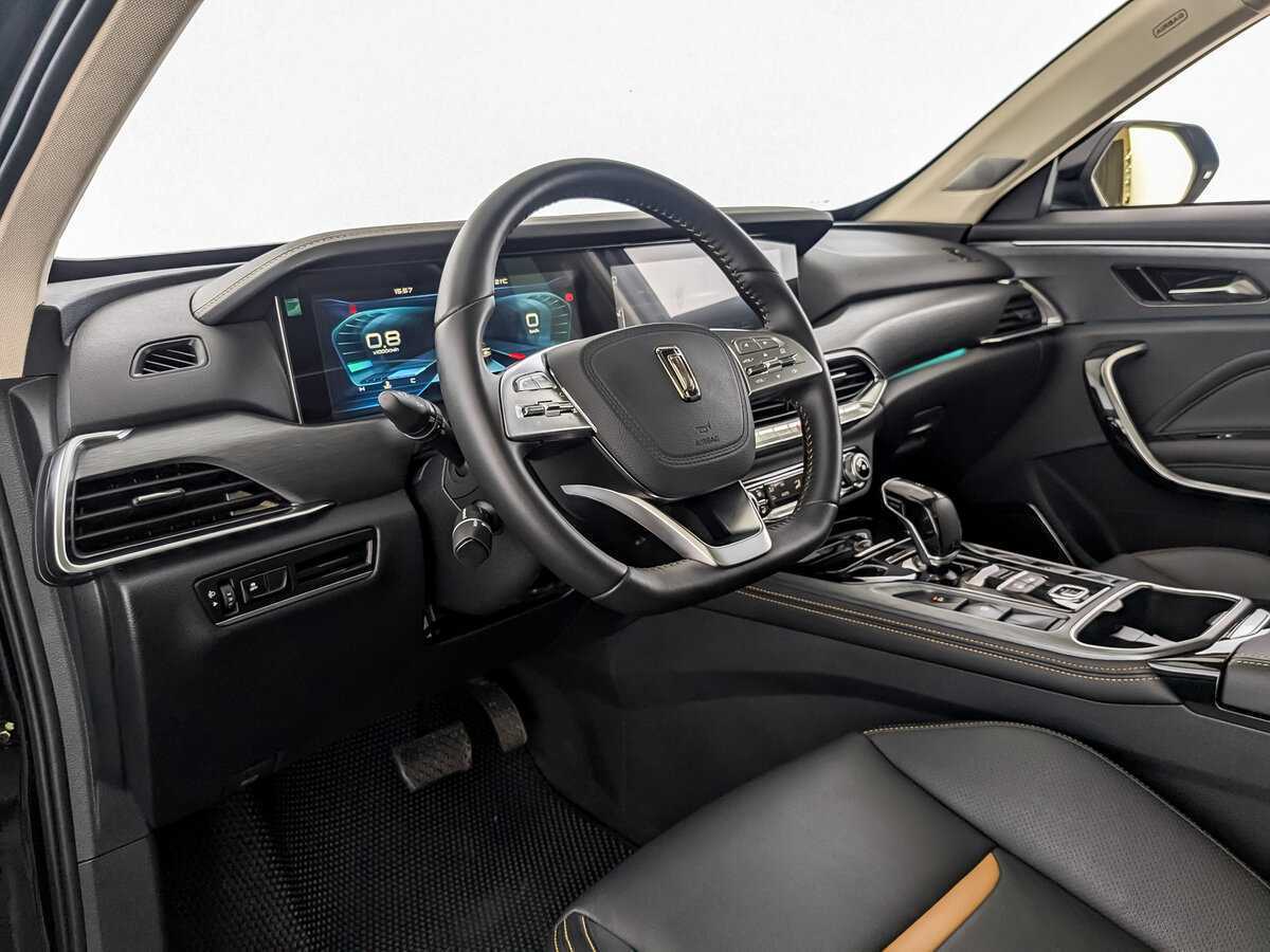 FAW Bestune T77 с пробегом — 2022 год. Фото: #14