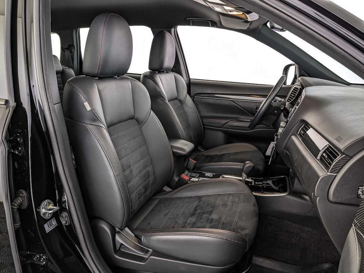 Mitsubishi Outlander с пробегом — 2021 год. Фото: #23