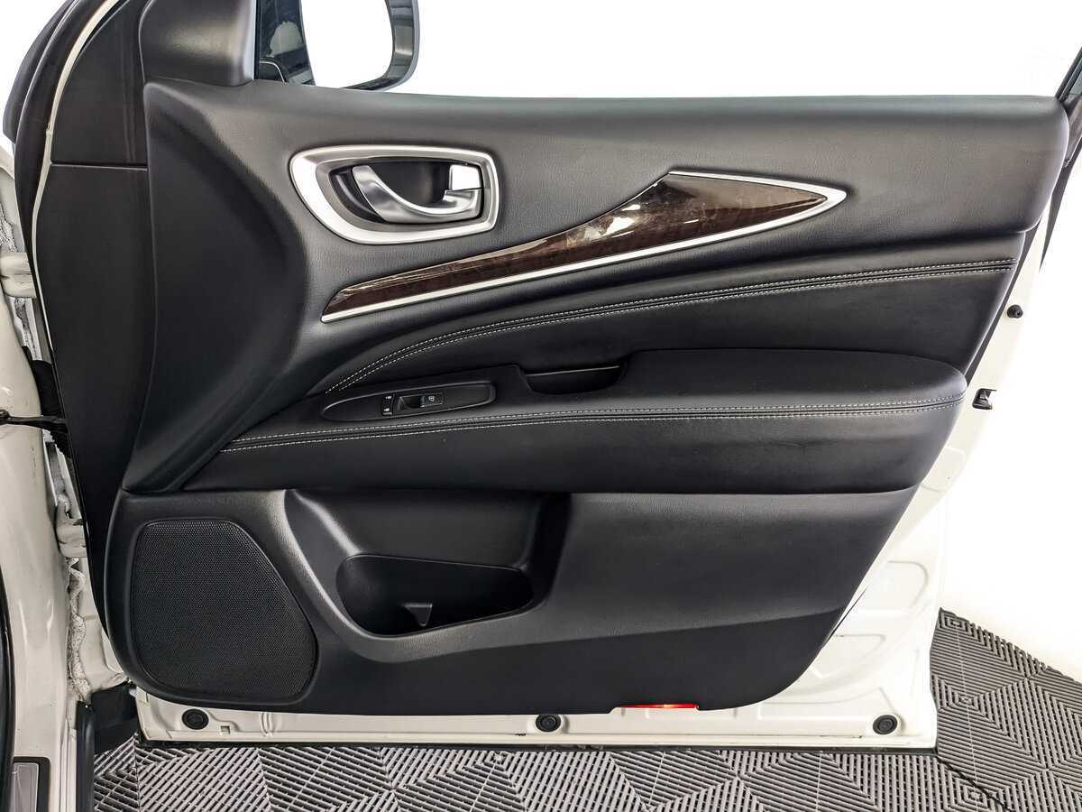 Infiniti QX60 с пробегом — 2017 год. Фото: #22