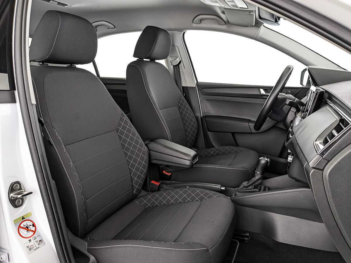 Skoda Rapid с пробегом — 2020 год. Фото: #19