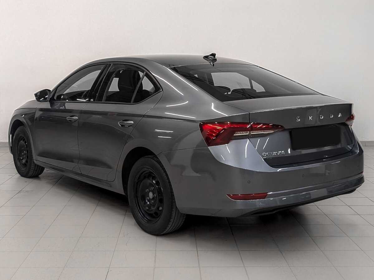 Skoda Octavia с пробегом — 2021 год. Фото: #6