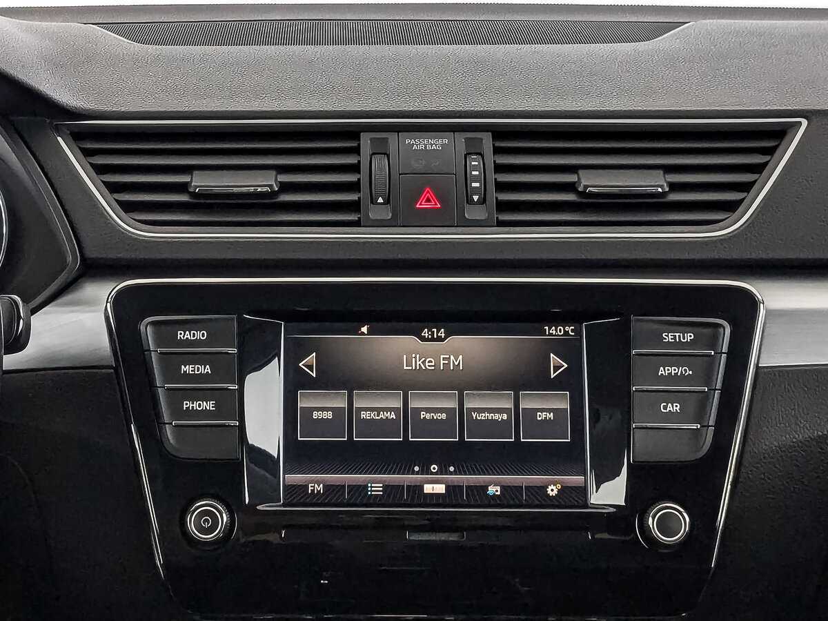 Skoda Superb с пробегом — 2019 год. Фото: #15