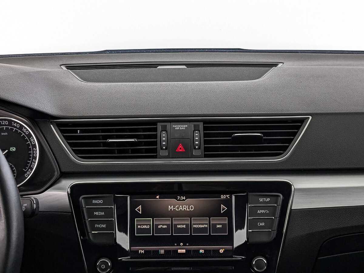 Skoda Superb с пробегом — 2018 год. Фото: #15
