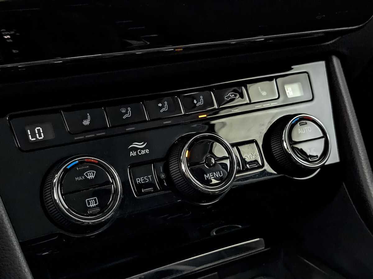 Skoda Superb с пробегом — 2018 год. Фото: #19