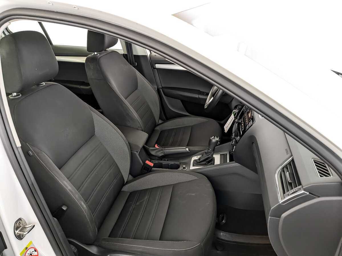 Skoda Octavia с пробегом — 2018 год. Фото: #22