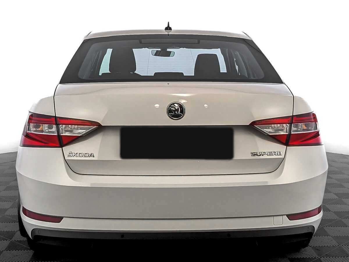 Skoda Superb с пробегом — 2017 год. Фото: #5