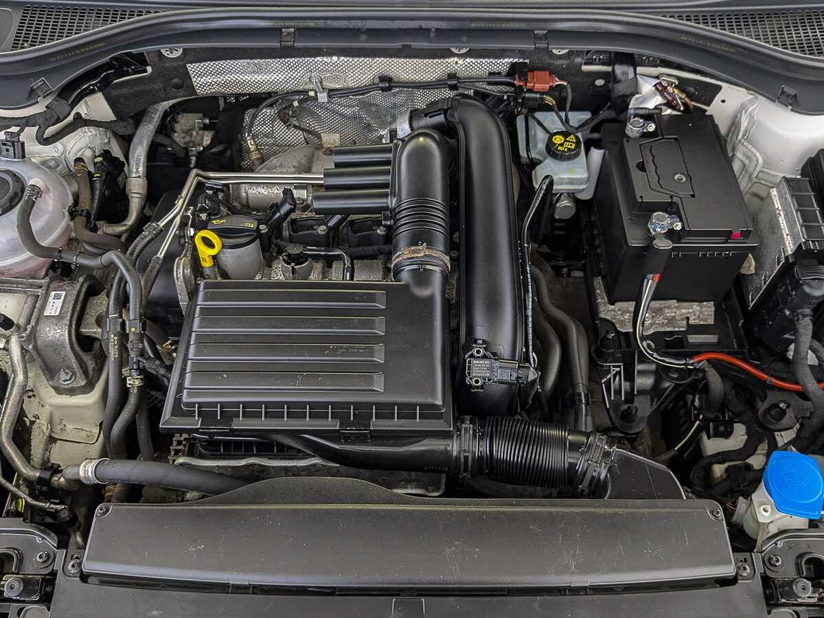 Skoda Superb с пробегом — 2017 год. Фото: #8