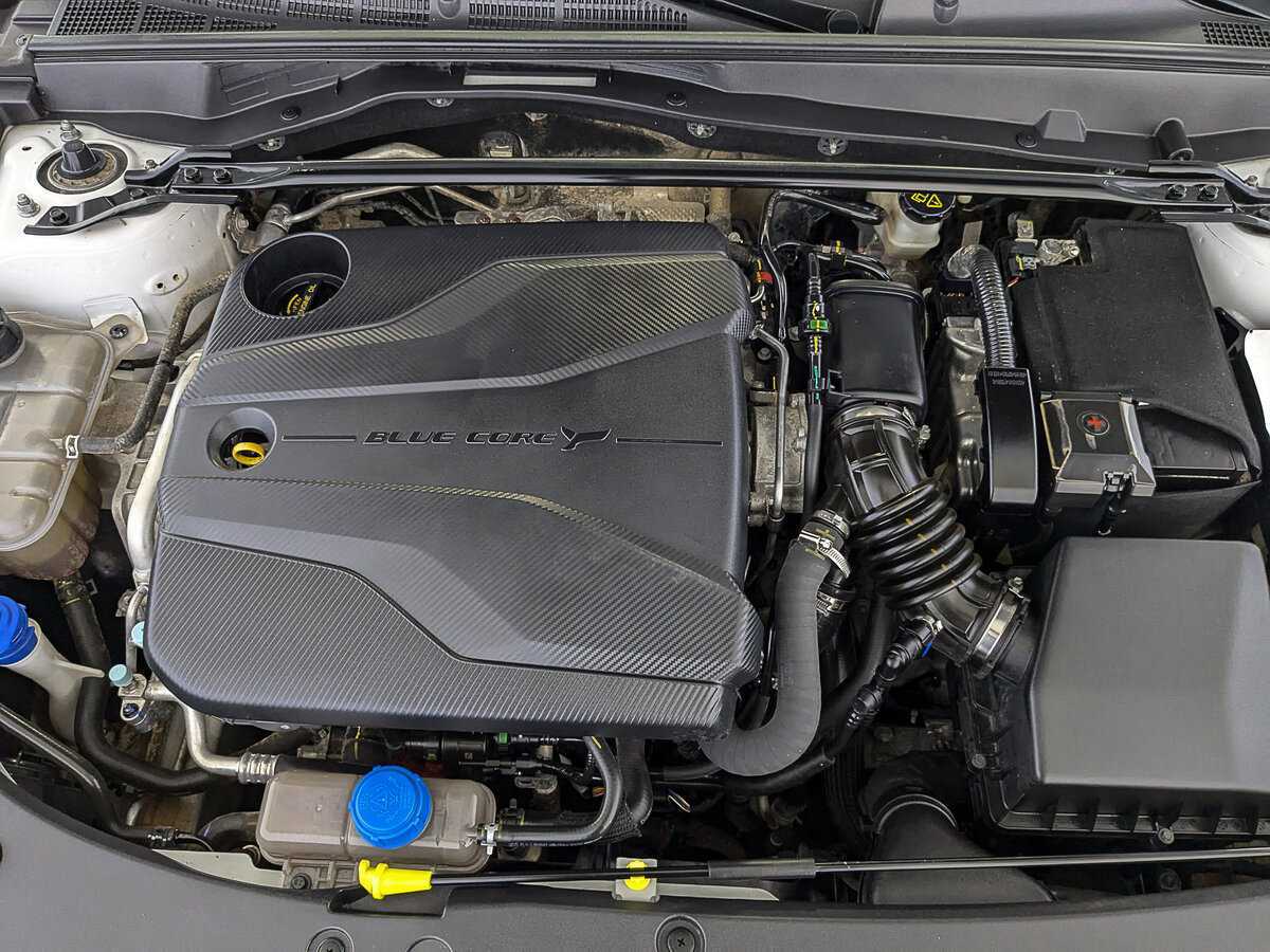 Changan UNI-V с пробегом — 2023 год. Фото: #8