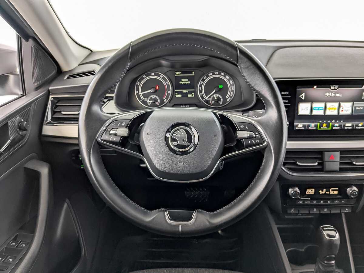 Skoda Rapid с пробегом — 2021 год. Фото: #19