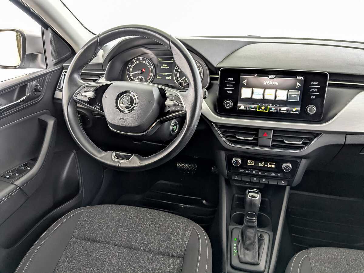 Skoda Rapid с пробегом — 2021 год. Фото: #23