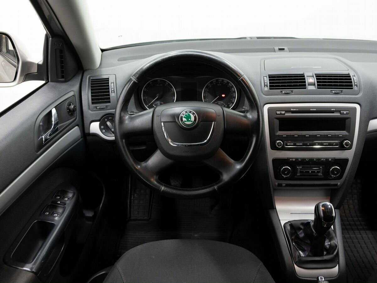 Skoda Octavia с пробегом — 2012 год. Фото: #14