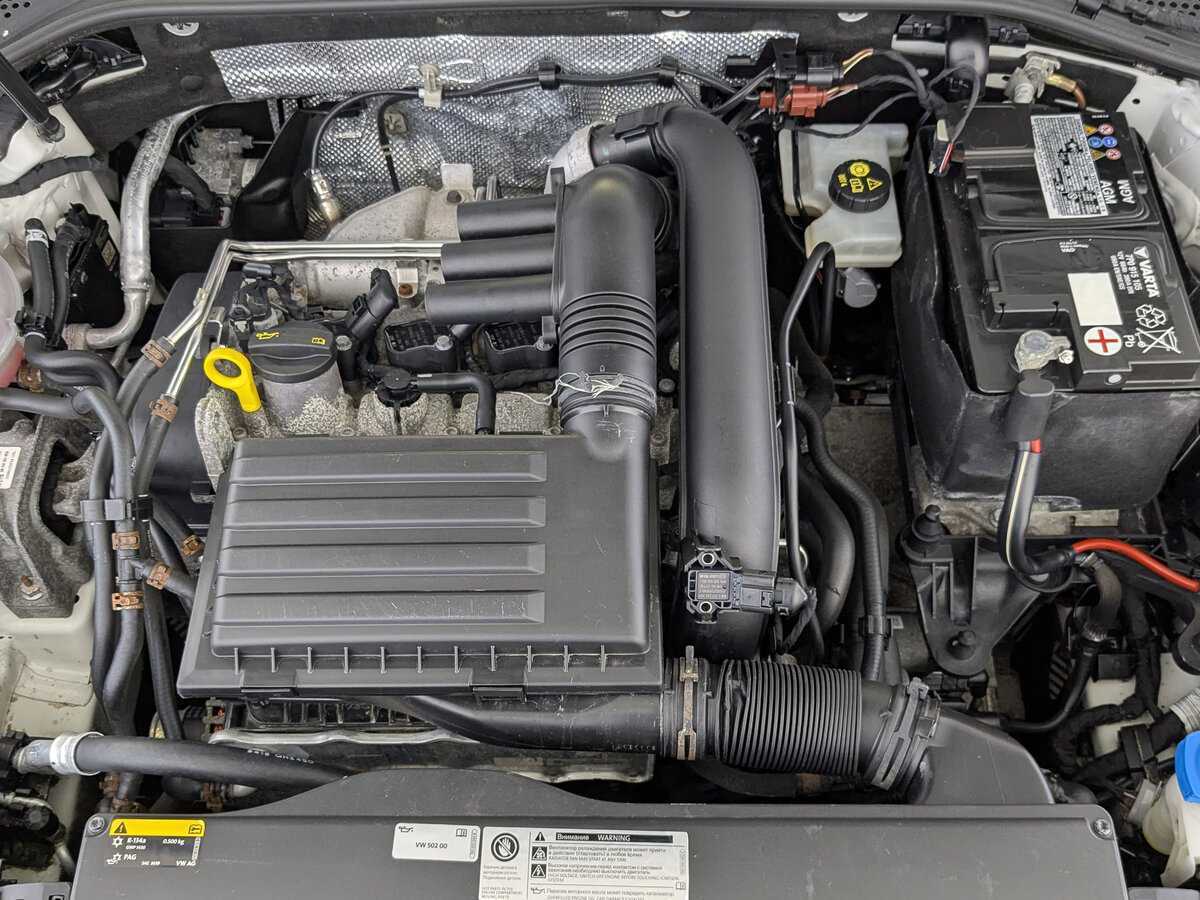 Volkswagen Passat с пробегом — 2019 год. Фото: #8